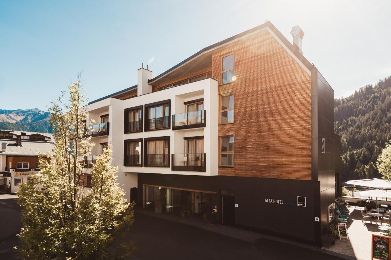 Alfa Hotel Серфаус Экстерьер фото